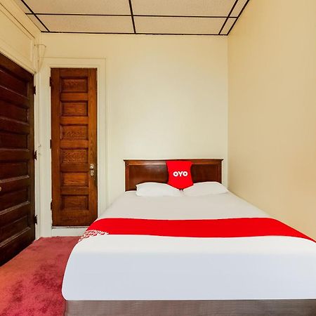 Oyo Hotel Bradford Main St Pa Ngoại thất bức ảnh